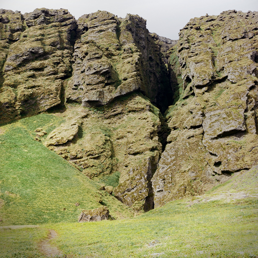 
			<br /><em>the path to the cave 
			<br />(of seagull death)
			<br /><br /><br /><br /><br />(just off the road, on the way to snæfellsjökull / NW)</em>