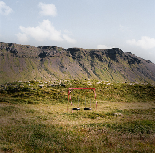 
			<br /><em>a 
			<br />lonely 
			<br />beautiful
			<br />red
			<br />swingset
			<br /><br /><br /><br /><br />(on the way to snæfellsjökull / NW)</em>